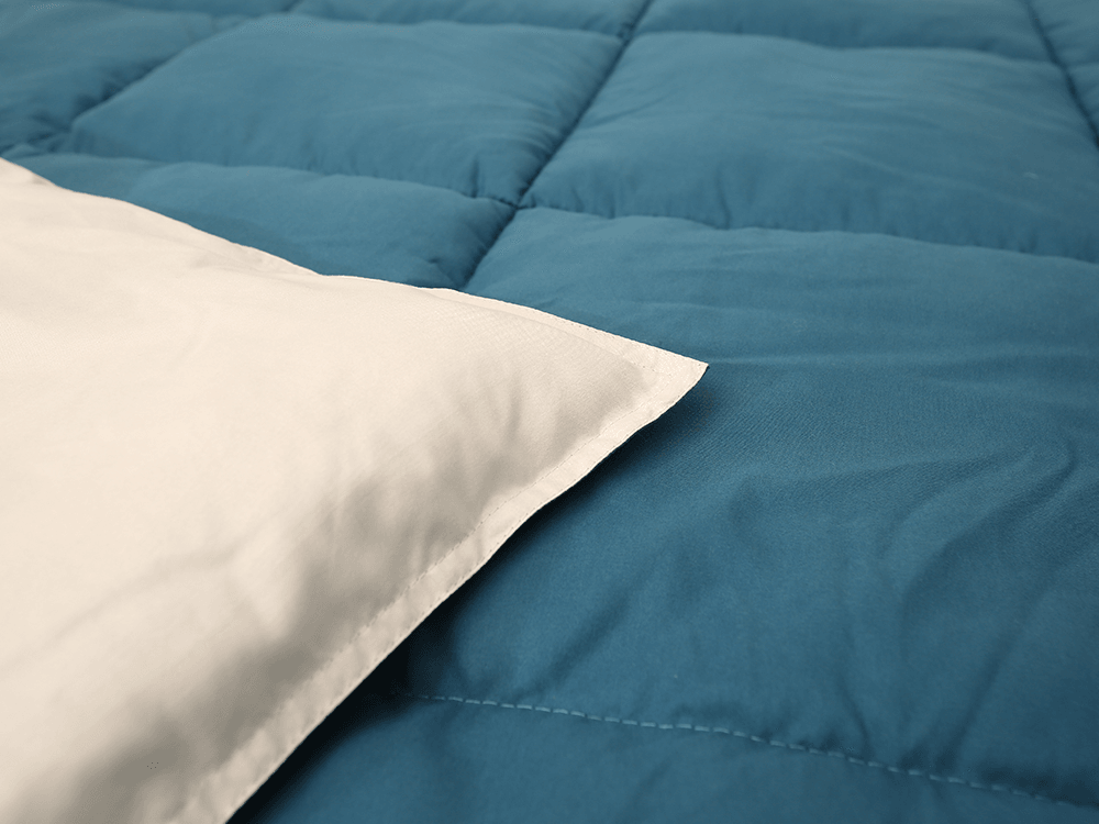 Dobbelt dobbelt farvepolyester quilt